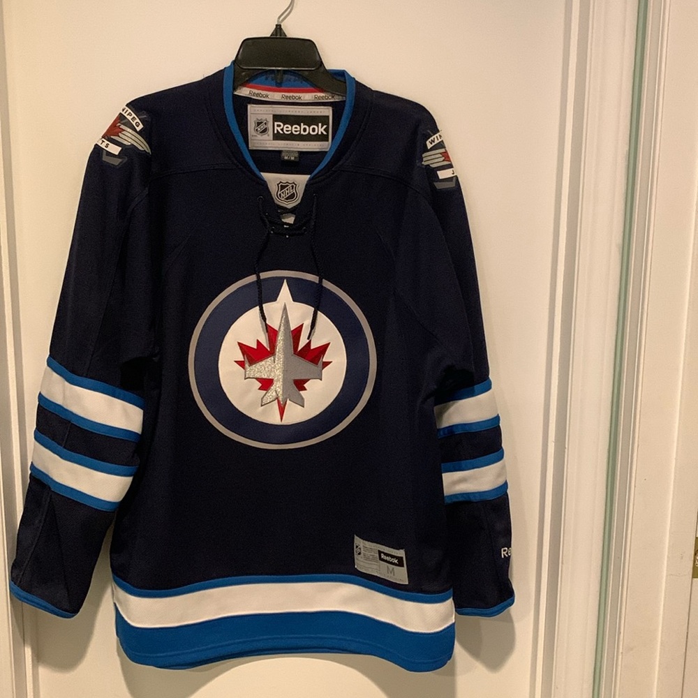 COPY - Winnipeg Jets NHL Hockey Jersey. Men’s Size M. NWOT